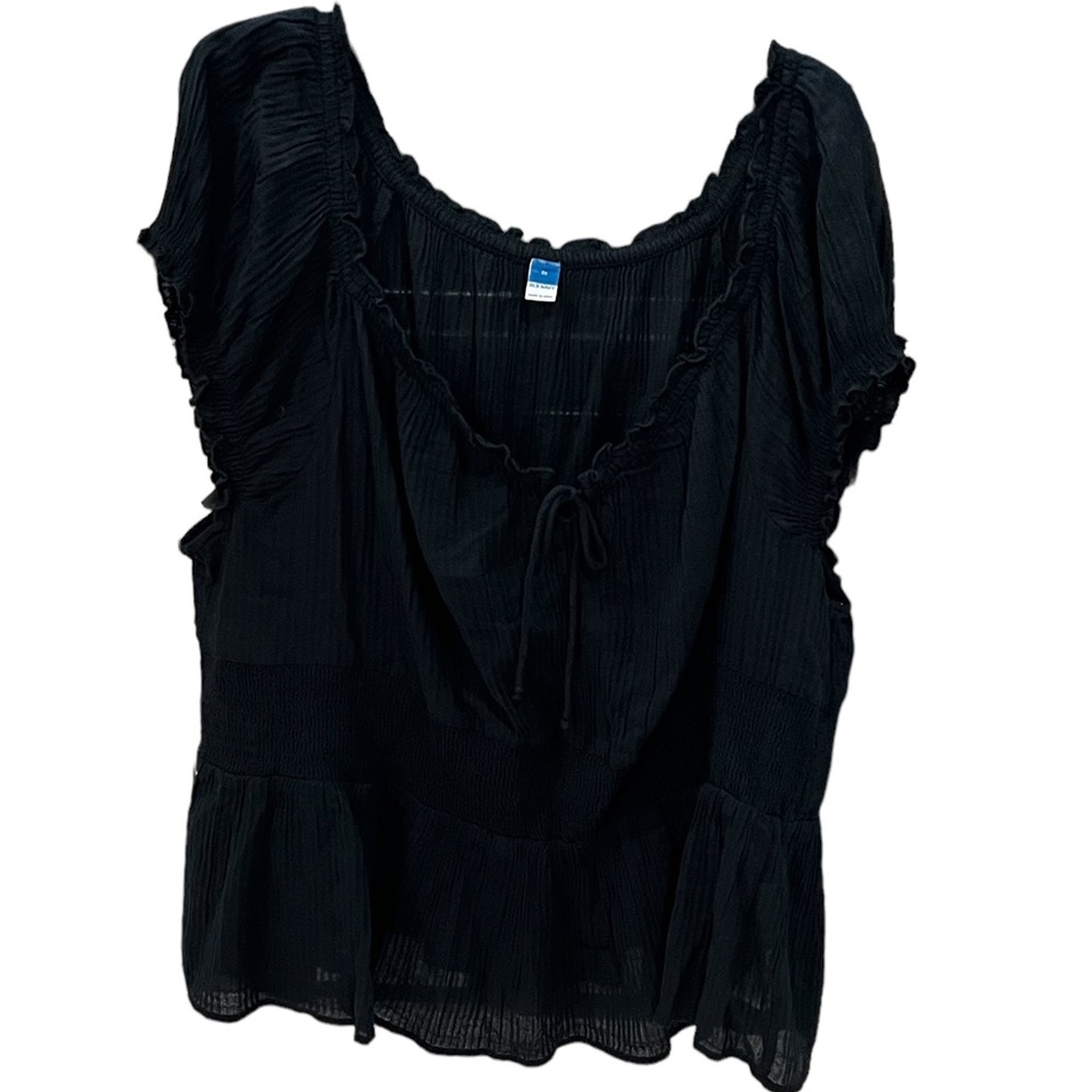 Old Navy 3X top listed as EUC but it may be NWOT